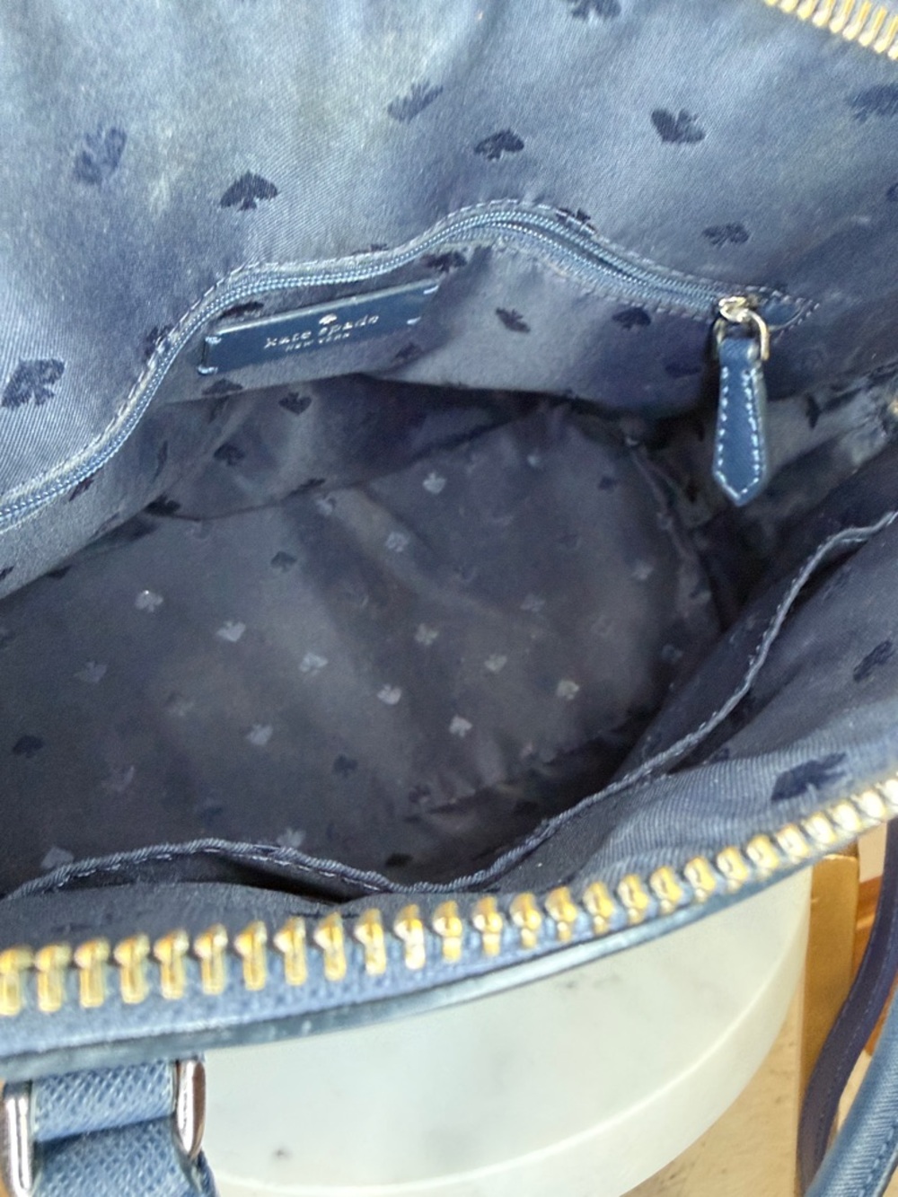 Kate Spade NWOT blue, patterned cross or handbag 13 x 8 1/2“ x 5“ deep - Picture 6 of 9